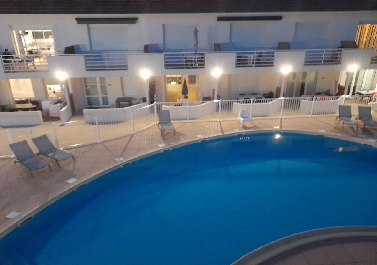 Resid'Azur Appartement T2-Pmr- Piscine Privee Сен-Жан-де-Мон Экстерьер фото